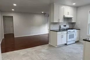 584 Pompton Ave, Cedar Grove, NJ 07009 - Photo 6