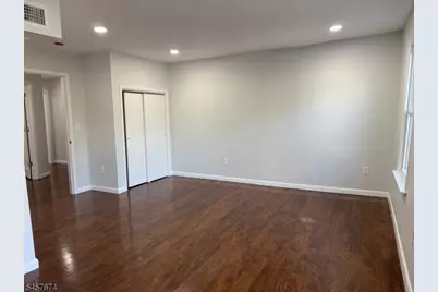 584 Pompton Ave, Cedar Grove, NJ 07009 - Photo 10