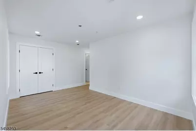 92 Speedway Ave #3, Newark, NJ 07106 - Photo 18