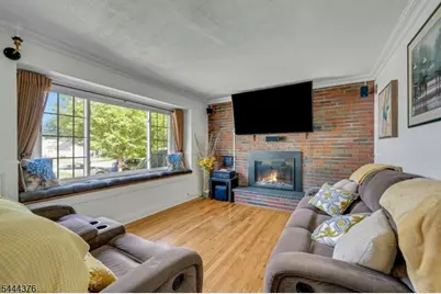 812 Sterling St, Plainfield, NJ 07062 - Photo 6
