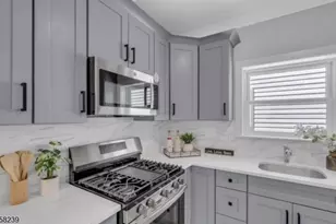 213 Pine St, Elizabeth, NJ 07206 - Photo 12