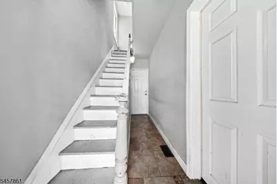 133 Smith St, Elizabeth, NJ 07201 - Photo 2