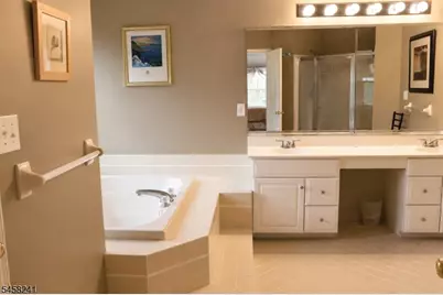 12 Brockton Ct, Raritan Township, NJ 08551 - Photo 26