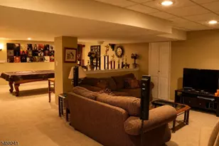12 Brockton Ct, Raritan Township, NJ 08551 - Photo 40