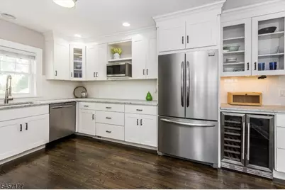 8 Berkeley Rd, Maplewood, NJ 07040 - Photo 20