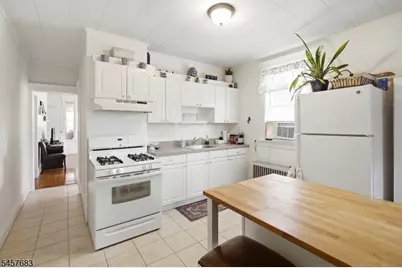 18 S 7th St, Elizabeth, NJ 07202 - Photo 10