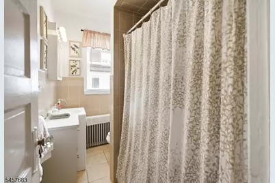 18 S 7th St, Elizabeth, NJ 07202 - Photo 8