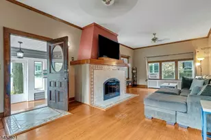 4 Birch Ln, Parsippany, NJ 07834 - Photo 10