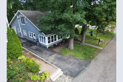 4 Birch Ln, Parsippany, NJ 07834 - Photo 8