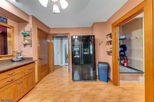 4 Birch Ln, Parsippany, NJ 07834 - Photo 16