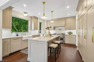 150 Gordonhurst Ave, Montclair, NJ 07043 - Photo 18