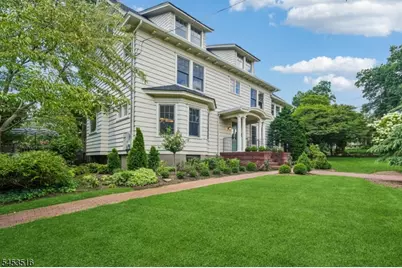 150 Gordonhurst Ave, Montclair, NJ 07043 - Photo 4
