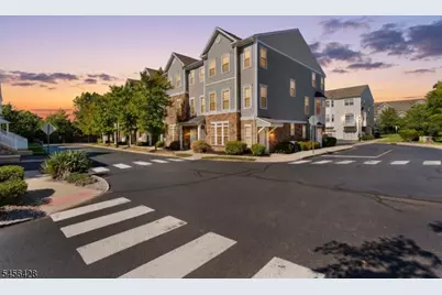 1423 Hudson Cir, Highland Park, NJ 08904 - Photo 2