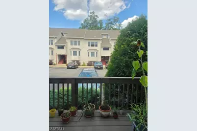 45 Royal Ave #28, Hawthorne, NJ 07506 - Photo 2
