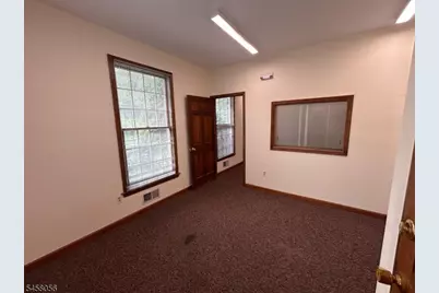 122 Rt173122West Main, Clinton, NJ 08809 - Photo 4