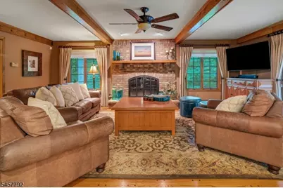 55 Cheyenne Trl, Sparta Township, NJ 07871 - Photo 10