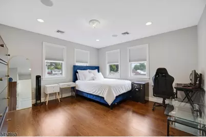 2319 Colonial Dr, Rahway, NJ 07065 - Photo 24