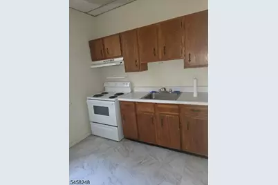 817 Ringwood Ave #3, Pompton Lakes, NJ 07442 - Photo 4
