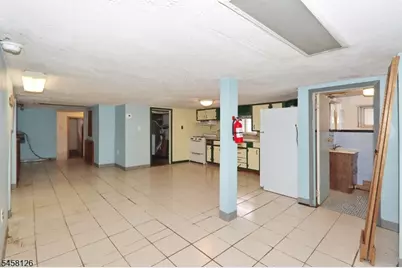 1021 Harding Ave, Union Township, NJ 07083 - Photo 12