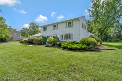 258 Dutch Farm Rd, Bridgewater, NJ 08807 - Photo 2