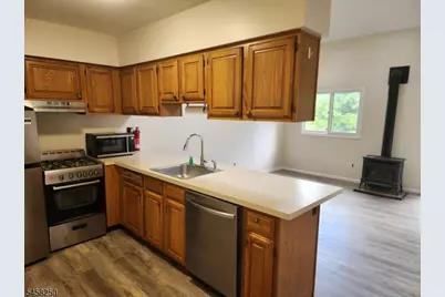5 Red Lodge Dr Unit #6, Vernon, NJ 07462 - Photo 2