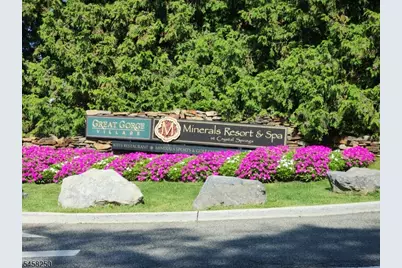 5 Red Lodge Dr Unit #6, Vernon, NJ 07462 - Photo 1