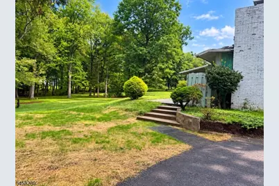 467 Bayberry Rd, Bridgewater, NJ 08807 - Photo 4