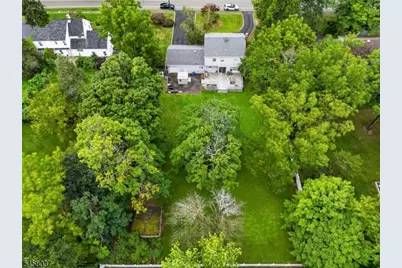 162 W Hobart Gap Rd, Livingston, NJ 07039 - Photo 10