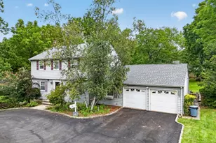 162 W Hobart Gap Rd, Livingston, NJ 07039 - Photo 4