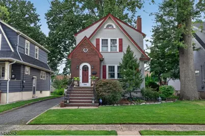 544 W Meadow Ave, Rahway, NJ 07065 - Photo 1