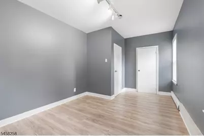 201 N Center St, Orange, NJ 07050 - Photo 14