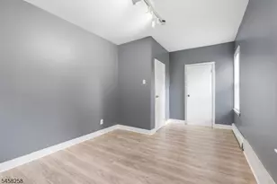 201 N Center St, Orange, NJ 07050 - Photo 14