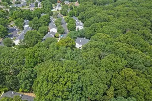 354 McDowell Dr, East Brunswick Township, NJ 08816 - Photo 32