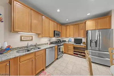 4421 Warrens Way, Wanaque, NJ 07465 - Photo 14