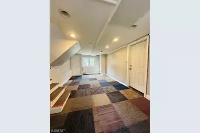 75 S Ashby Ave, Livingston, NJ 07039 - Photo 24