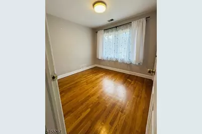 75 S Ashby Ave, Livingston, NJ 07039 - Photo 22
