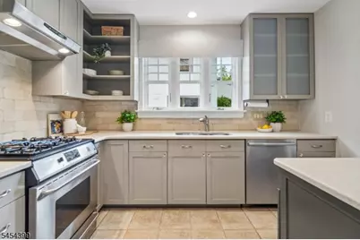 24 Beekman Ter, Summit, NJ 07901 - Photo 24