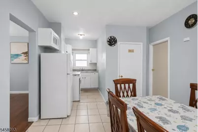 368 Howe Ave, Passaic, NJ 07055 - Photo 8