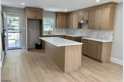 90 James St, Dover, NJ 07801 - Photo 10