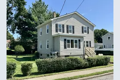 90 James St, Dover, NJ 07801 - Photo 2