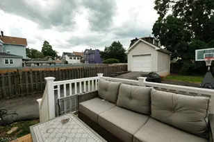 431 E 7th St, Plainfield, NJ 07060 - Photo 24