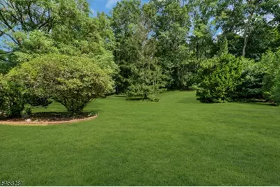 31 Valley Forge Dr, Hanover Township, NJ 07981 - Photo 30