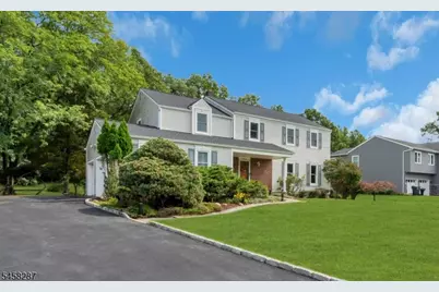 31 Valley Forge Dr, Hanover Township, NJ 07981 - Photo 2