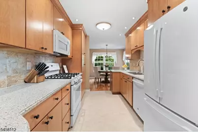 3E Brookline Ct #E, Montgomery Township, NJ 08540 - Photo 8
