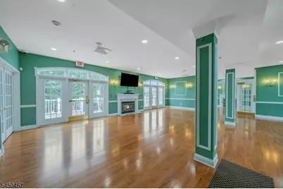 132 Stratford Dr, Nutley, NJ 07110 - Photo 34