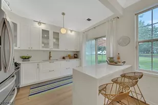 132 Stratford Dr, Nutley, NJ 07110 - Photo 6