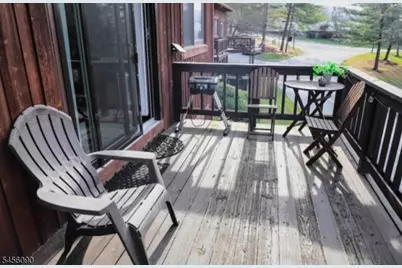 12 Stonehill Dr, Vernon, NJ 07462 - Photo 8