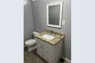 172 Burkley Pl, Union Township, NJ 07088 - Photo 16