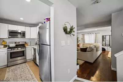 355 Tebe Pl, Union Township, NJ 07088 - Photo 8