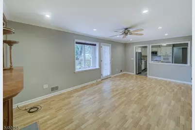 9 Amherst Ct, Clinton Township, NJ 08801 - Photo 16